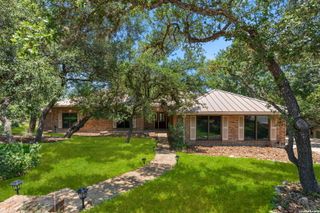 7621 DIETZ ELKHORN RD, Boerne, TX 78015