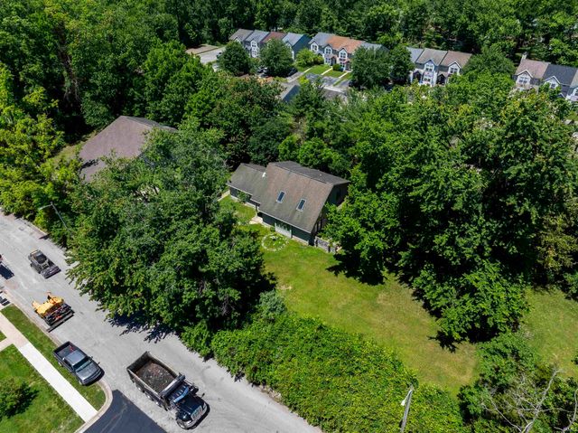 1530 & 1540 S Curry Pike, Bloomington, IN 47403