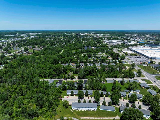 1530 & 1540 S Curry Pike, Bloomington, IN 47403