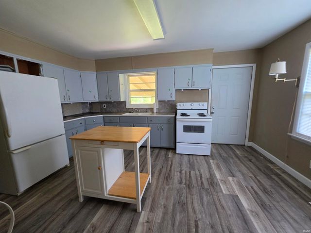 1530 & 1540 S Curry Pike, Bloomington, IN 47403