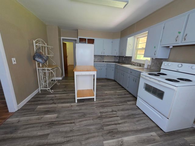 1530 & 1540 S Curry Pike, Bloomington, IN 47403