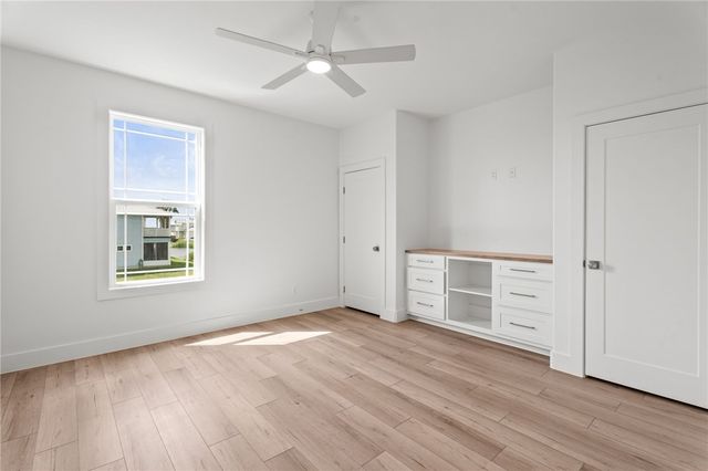 8118 Beach Break Dr, Corpus Christi, TX 78418
