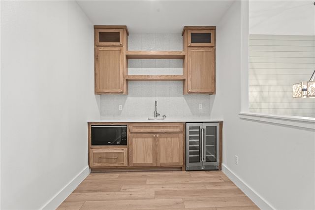 8118 Beach Break Dr, Corpus Christi, TX 78418