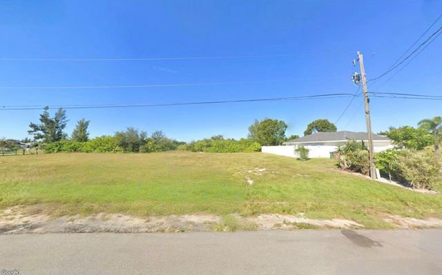 102 SW 22ND AVENUE, Cape Coral, FL 33991