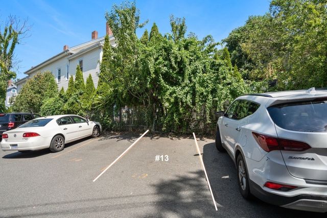20 Radcliffe 105, Boston, MA 02134
