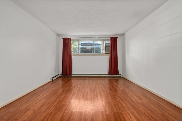 20 Radcliffe 105, Boston, MA 02134