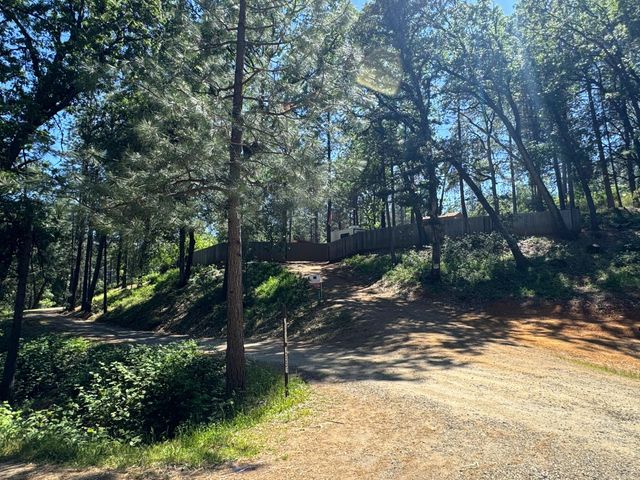 13371 Brookview Drive Cir, Grass Valley, CA 95945