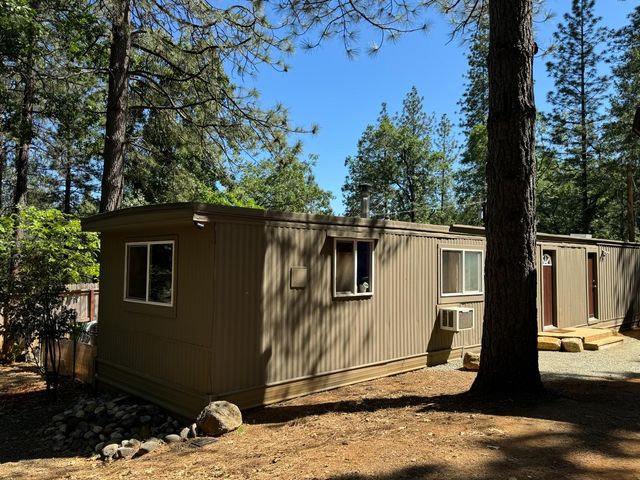 13371 Brookview Drive Cir, Grass Valley, CA 95945