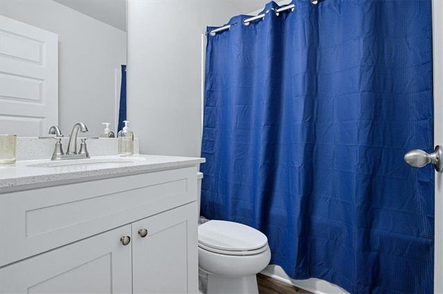 2 Whites Pond Road, Moreland, GA 30259
