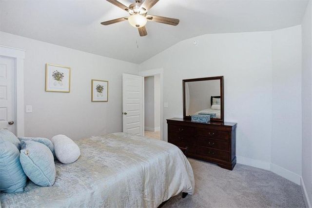 2 Whites Pond Road, Moreland, GA 30259
