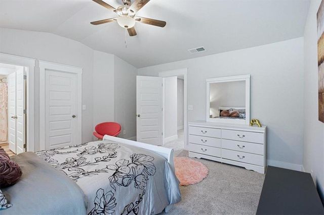 2 Whites Pond Road, Moreland, GA 30259