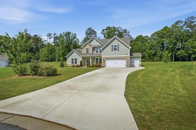2 Whites Pond Road, Moreland, GA 30259