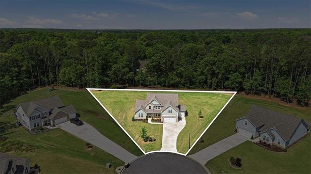 2 Whites Pond Road, Moreland, GA 30259