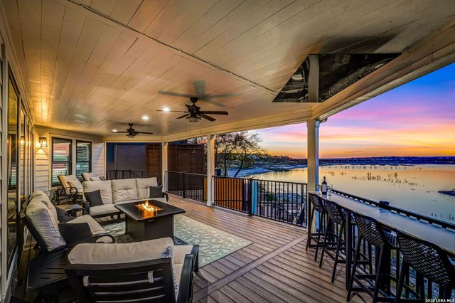 889 Glenn, Canyon Lake, TX 78133