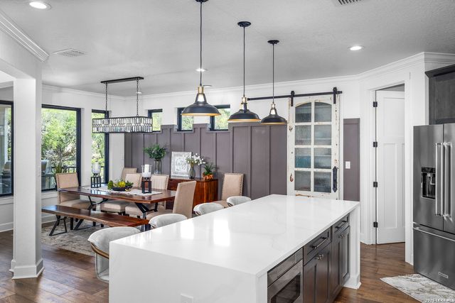 889 Glenn, Canyon Lake, TX 78133