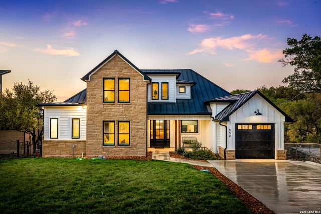 889 Glenn, Canyon Lake, TX 78133