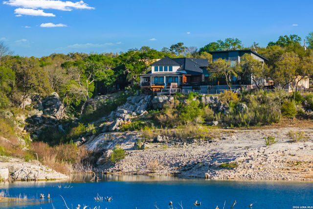 889 Glenn, Canyon Lake, TX 78133