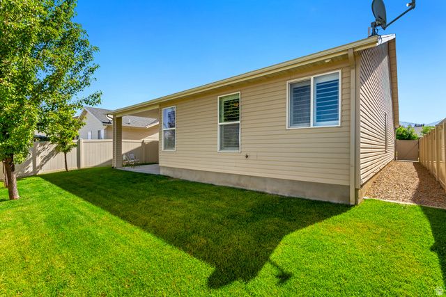 1003 N BEXLEY DR, North Salt Lake, UT 84054