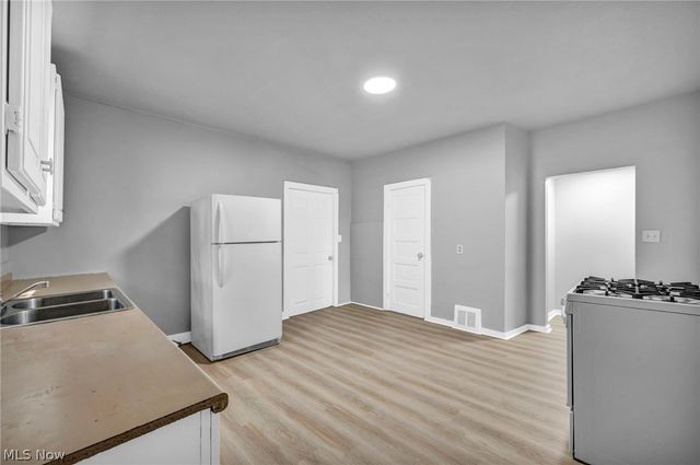 5101 Dalton Avenue, Cleveland, OH 44127