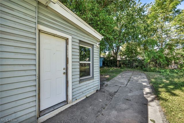 5101 Dalton Avenue, Cleveland, OH 44127