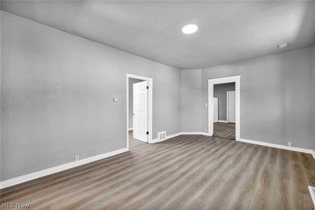5101 Dalton Avenue, Cleveland, OH 44127
