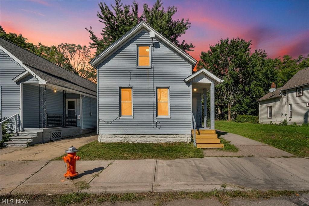 5101 Dalton Avenue, Cleveland, OH 44127