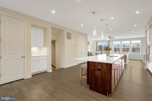 2535 JAMES DAVID WAY, Alexandria, VA 22306