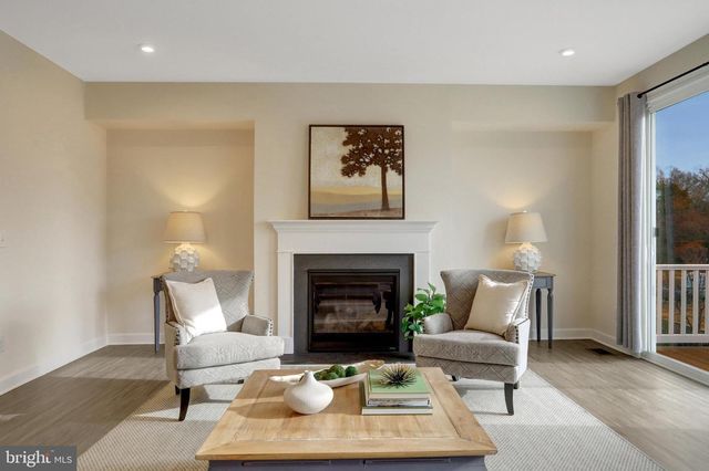 2535 JAMES DAVID WAY, Alexandria, VA 22306