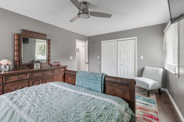 1025 Claremont Dr, Columbia, TN 38401