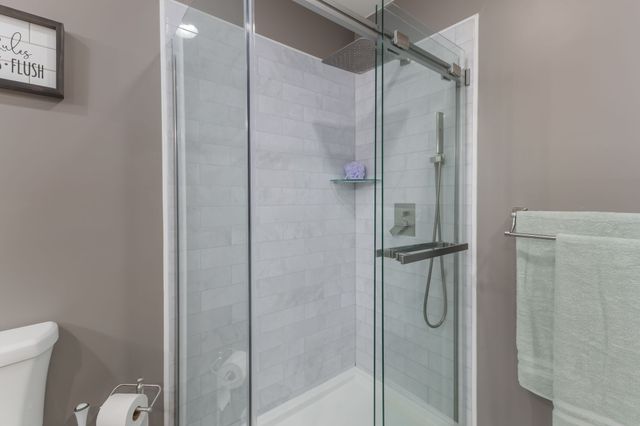 1025 Claremont Dr, Columbia, TN 38401