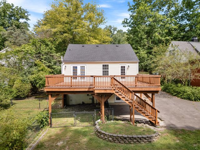 199 Maplemere Dr, Clarksville, TN 37040