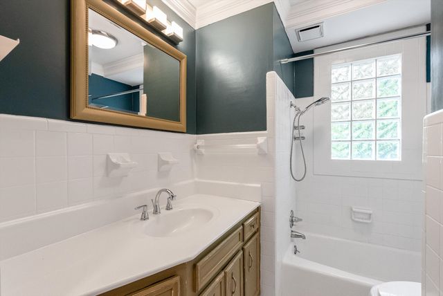 199 Maplemere Dr, Clarksville, TN 37040
