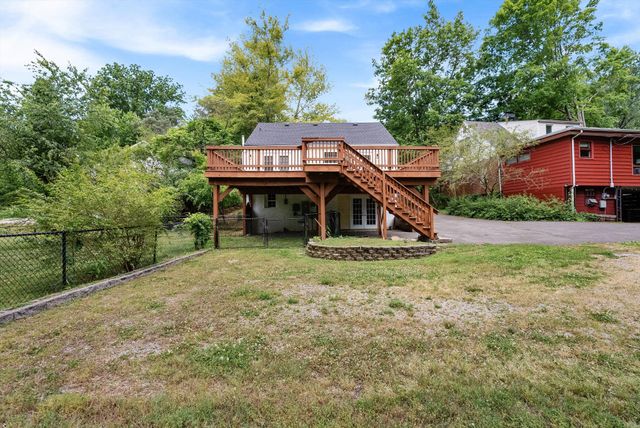 199 Maplemere Dr, Clarksville, TN 37040