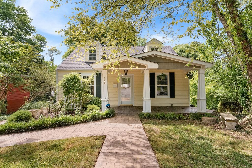199 Maplemere Dr, Clarksville, TN 37040