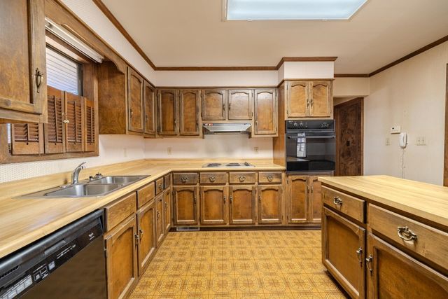 1355 CHURCH ST, Savannah, TN 38372