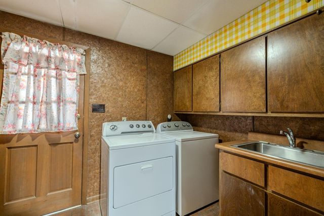 1355 CHURCH ST, Savannah, TN 38372