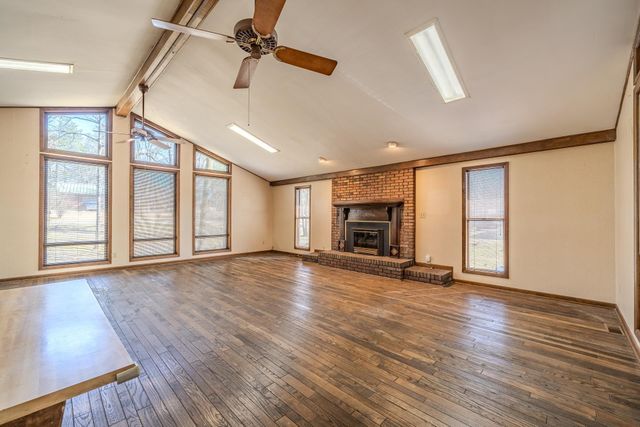 1355 CHURCH ST, Savannah, TN 38372