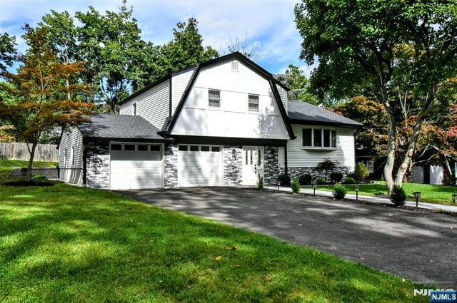 21 Branton Street, Park Ridge, NJ 07656