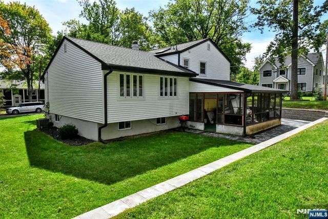 21 Branton Street, Park Ridge, NJ 07656