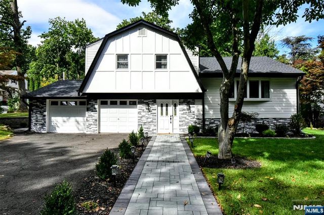 21 Branton Street, Park Ridge, NJ 07656