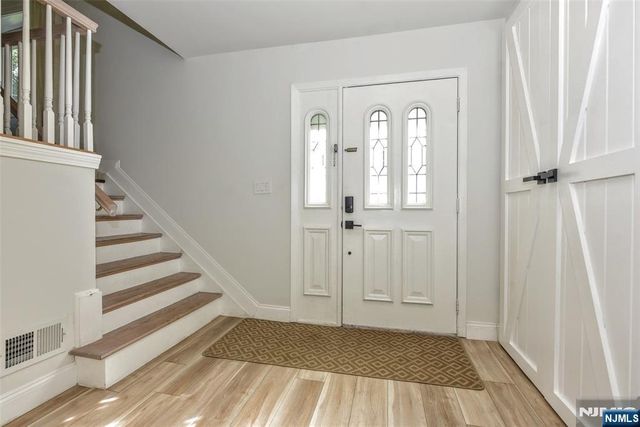 21 Branton Street, Park Ridge, NJ 07656