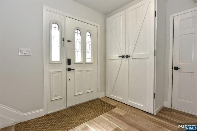 21 Branton Street, Park Ridge, NJ 07656