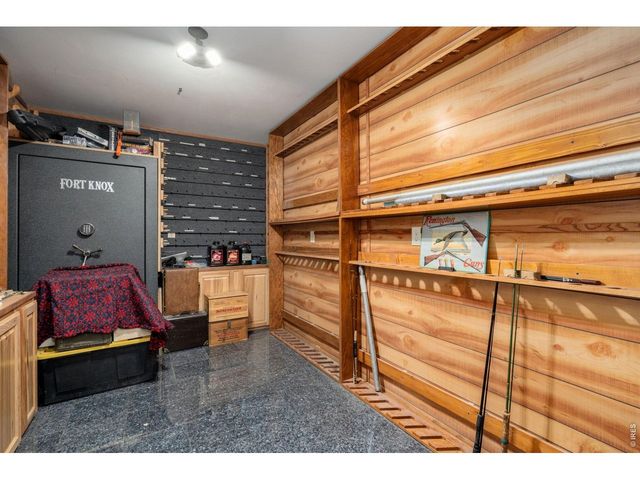 335 Mountain View Dr, Fort Collins, CO 80524