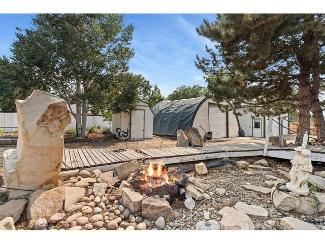 335 Mountain View Dr, Fort Collins, CO 80524