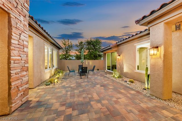 2948 Foxtail Creek Avenue, Henderson, NV 89052