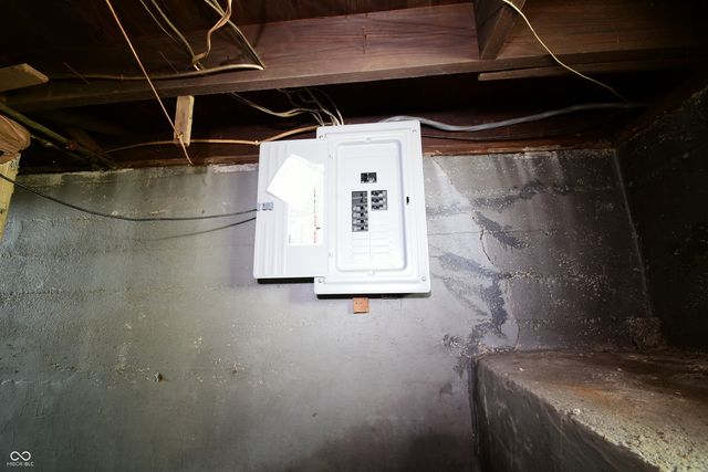 1426 Dewey Street, Anderson, IN 46016