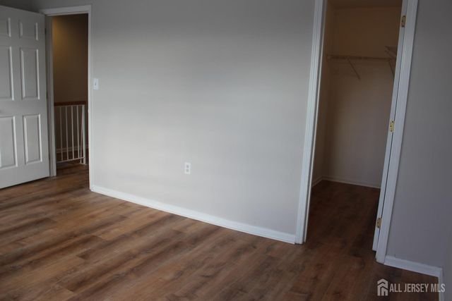 53 Giera Court, Sayreville, NJ 08859