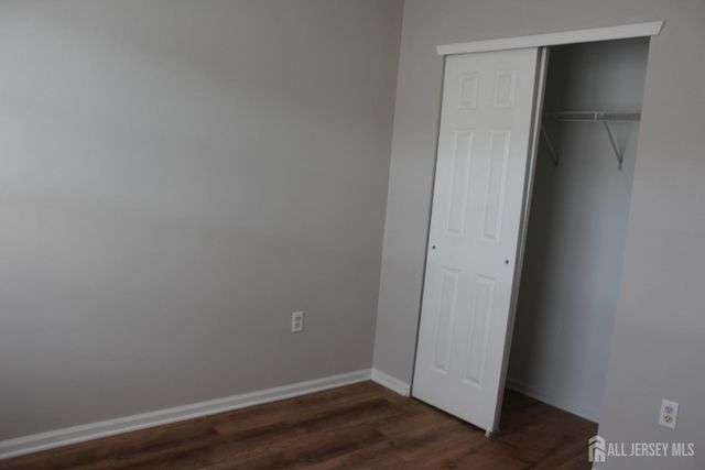 53 Giera Court, Sayreville, NJ 08859