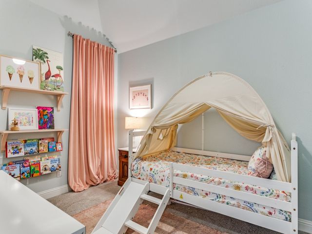 13612 Parkline Way, Fort Worth, TX 76008