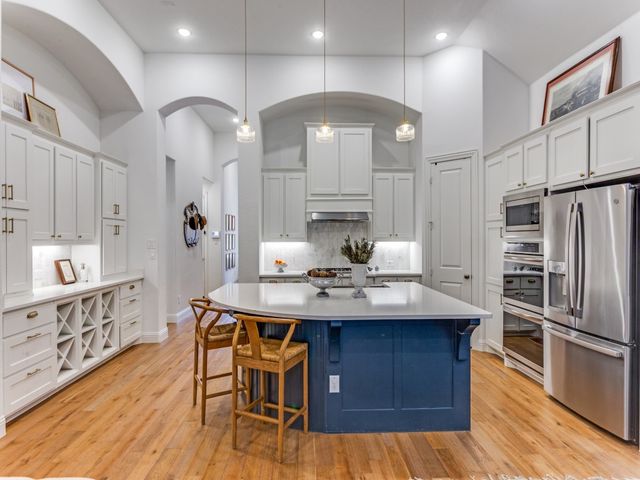 13612 Parkline Way, Fort Worth, TX 76008